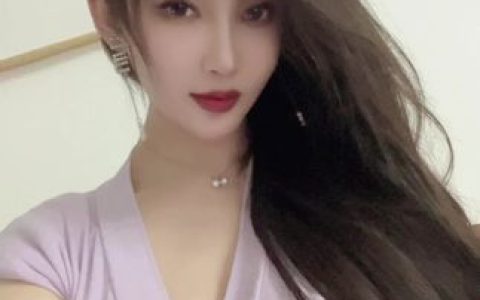 中国时尚界的优雅女神周妍希探索她的魅力与成功故事,让人难以抗拒的优雅