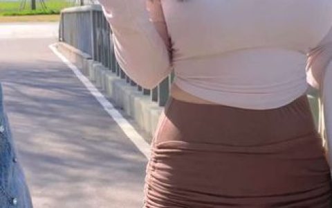 麻辣奶免路人视角，她的日常生活一览
