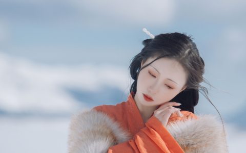 塞外雪古风 冬天 雪景 古风红衣女子 – YiTuYu艺图语