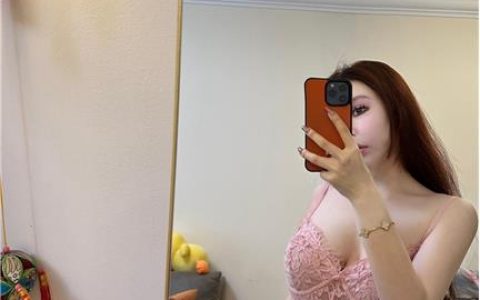 玫桃泡芙Ins账号资源大公开,带你发现她的另一面