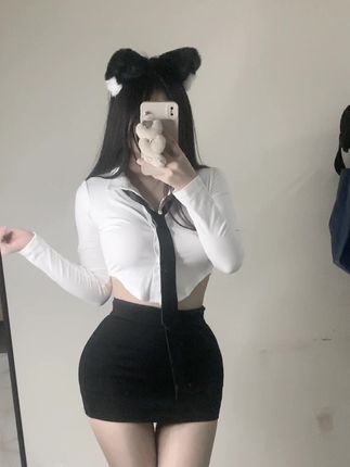 小芋泥yyy独家视频作品，她的内容是否值得粉丝投资？