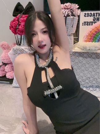 脑婆睡醒啦早期视频赏析，看她如何蜕变成网红