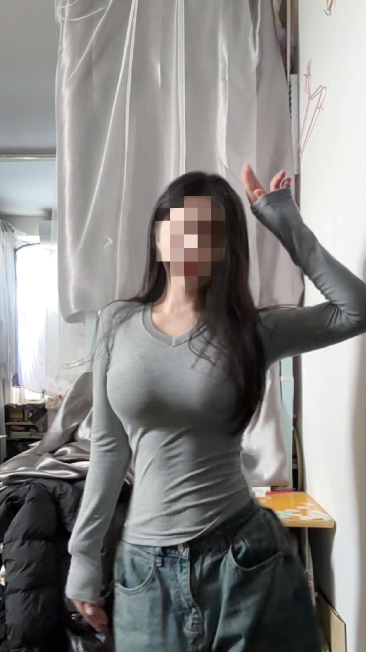 斗鱼何菱舞蹈激光舞，欣赏她结合激光特效的精彩舞蹈演绎