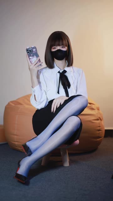 白龙猫女微密圈作品推荐，时尚穿搭教程，白龙猫女教你如何在微密圈中打造个人时尚