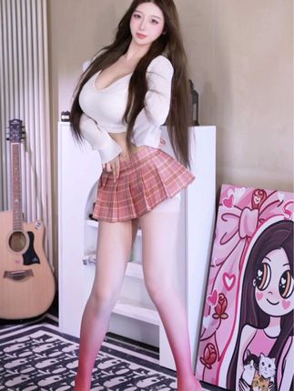 抖音水蜜桃舞蹈回放全集，回顾她的经典舞蹈时刻
