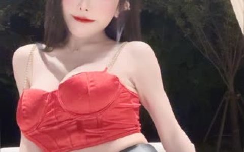 快手雪儿baby的舞台服饰选择,从设计到穿着的幕后分享