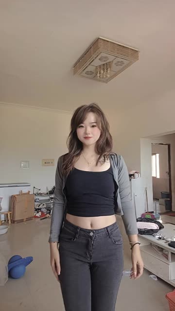 CC小微微舞蹈教学视频，学习她的舞蹈技巧，提升自己的舞蹈水平