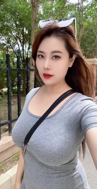 快手安妮朵朵的图片集，珍藏网红高清写真资源