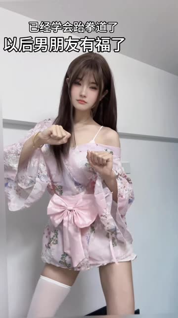 分享抖音时尚搭配的给乔买裙子微密圈，揭秘美裙购物经验