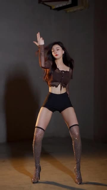 妃儿baby热舞合集，最经典的舞蹈片段在哪里观看？