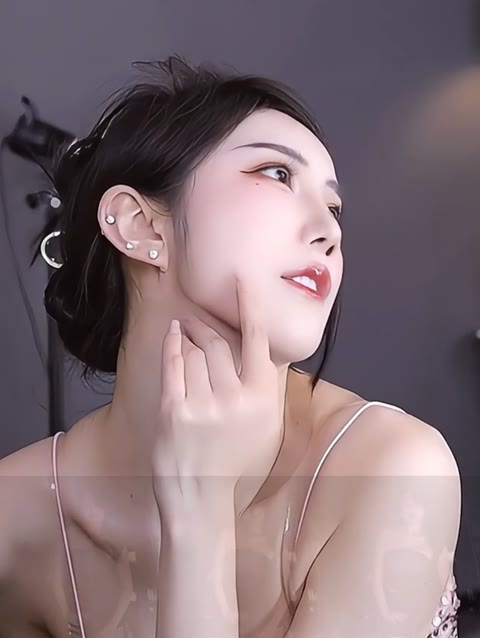 Bigo垚曦密码房大秀，她的直播为何如此与众不同