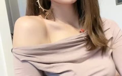 虎牙小海臂花岛主的魅力,她的舞蹈表演为何如此吸引人