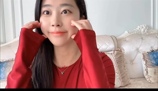 从张贺玉到张老师微博一线女神的辛酸历程，网红汹涌的真实故事