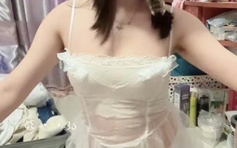 桃桃sama微密圈作品赏析，甜美与性感的双重体验