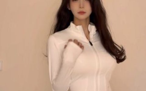 一只树懒微博照片合集,她的最新自拍为何广受好评