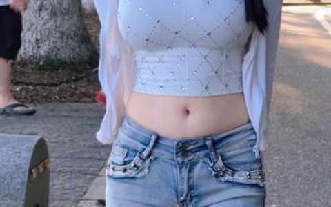 抖音麻辣奶兔碎花旗袍真相,穿搭风格解析