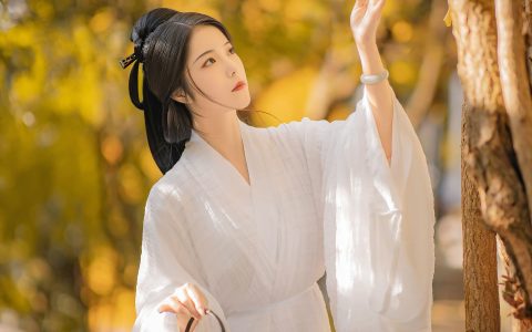 童童《莫相识》 – YiTuYu艺图语