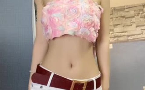 [微密圈]张鑫Amy时尚大片曝光，黑色蕾丝私房照撩人心弦