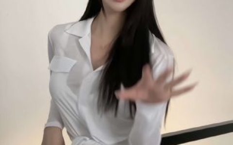 微密圈鱼神图片视频合集，百万粉丝强烈推荐