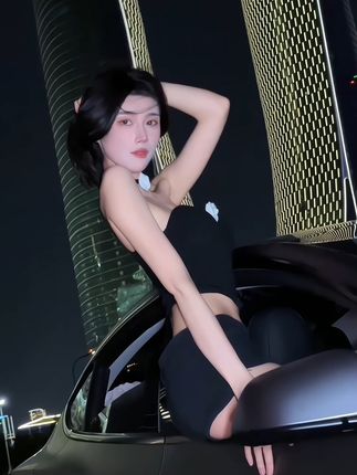 男人世界里的美了个滢，微密圈独家作品让你欲罢不能