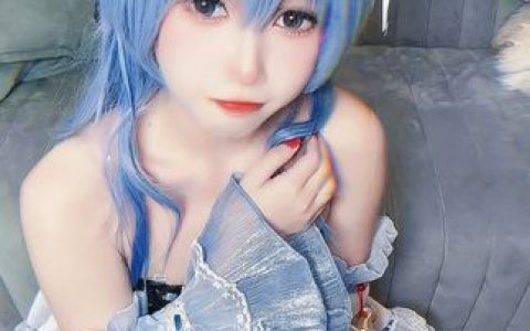 不呆猫浴室人妻主题摄,勾画一道美丽性感画面