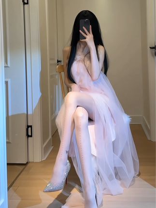 猫梨梨的独家图片欣赏，她的照片为何如此火爆？