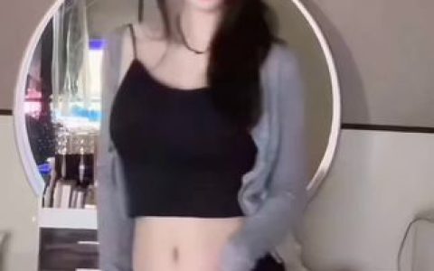 花椒直播萌妮的定制视频下载,下载萌妮专属定制视频