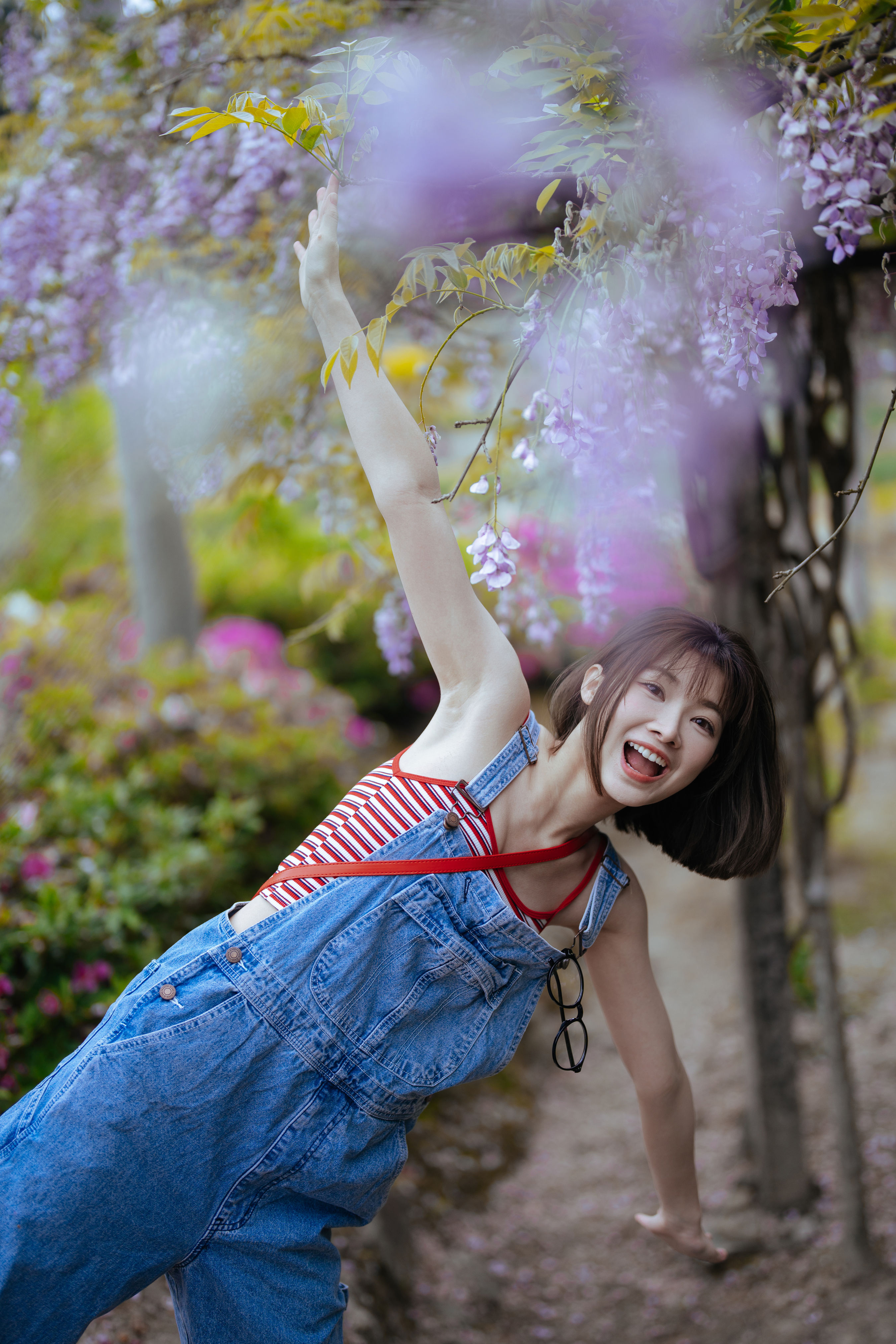 紫藤花开，日系甜妹 日系 清纯 可爱 妹子 花 写真