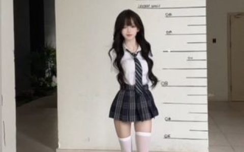 小马漫漫维密圈视频合集，欣赏她的维密作品与精彩视频