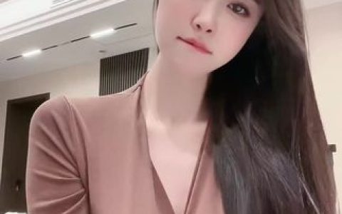 网易CC果果超哇塞呀土豪定制舞蹈解析，顶级定制内容揭秘