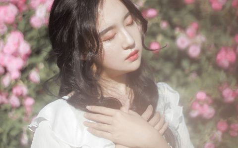 白日梦境优美 浪漫 美女 复古 模特 – YiTuYu艺图语