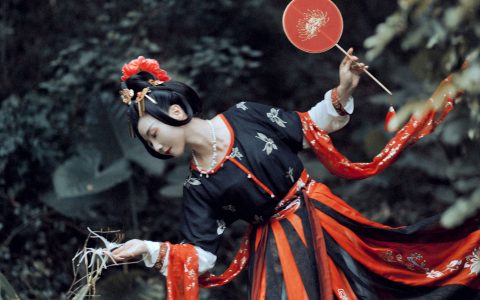 v唱小游v《一萼红》 – YiTuYu艺图语