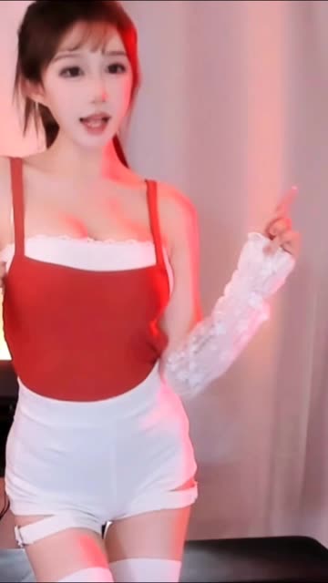 网易CC蜡笔小丸子跳舞视频合集，经典表演全解读