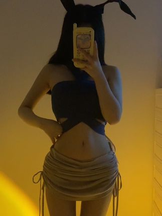 小芋泥yyy的微密圈作品，她的时尚资源如何展示个性风采？