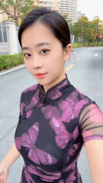 张贺玉个人照片如何在抖音上获取？张老师资源全收录