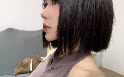 Tina很妖孽呀 蓝色秋冬毛衣图集作品介绍，秋冬毛衣cos