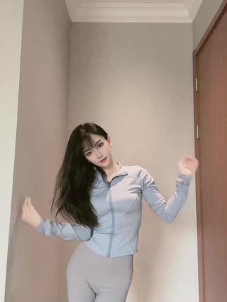 抖音崽崽个人背景，她的成长故事大起底