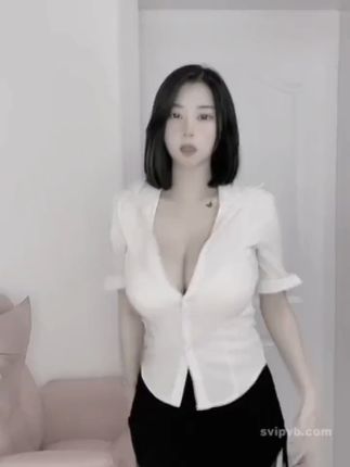 快手男王万元定制视频曝光，高价定制舞蹈背后的秘密