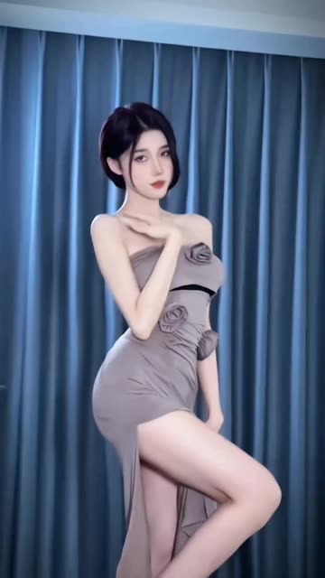 回顾美了个滢的早期视频，从新人到抖音红人，她的成长之路