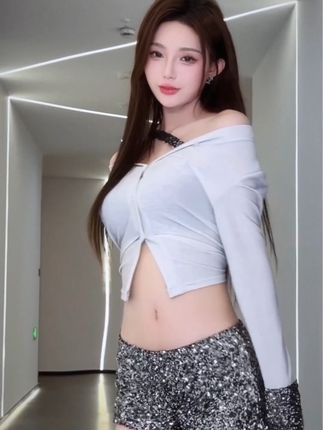 抖音方方舞蹈视频合集，方方与万0合作舞蹈视频分享
