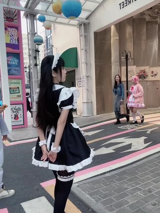 不呆猫(Bu Dai Mao)人个资料微博生活照，展现真实的她！