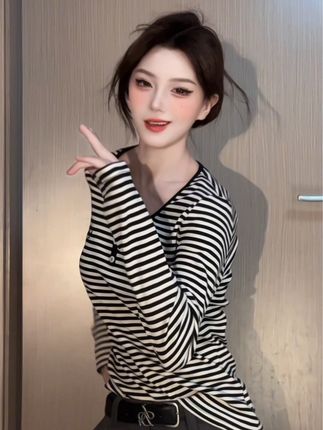 桃酥酥857的独特魅力，虎牙主播的个人标签