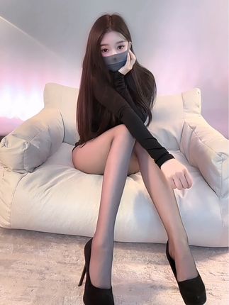 斗鱼何菱房管群超顶舞蹈资源，加入群体享受顶级舞蹈资源