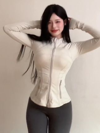 织梦痣铃有鱼17部经典作品，如何获取她的全部视频？