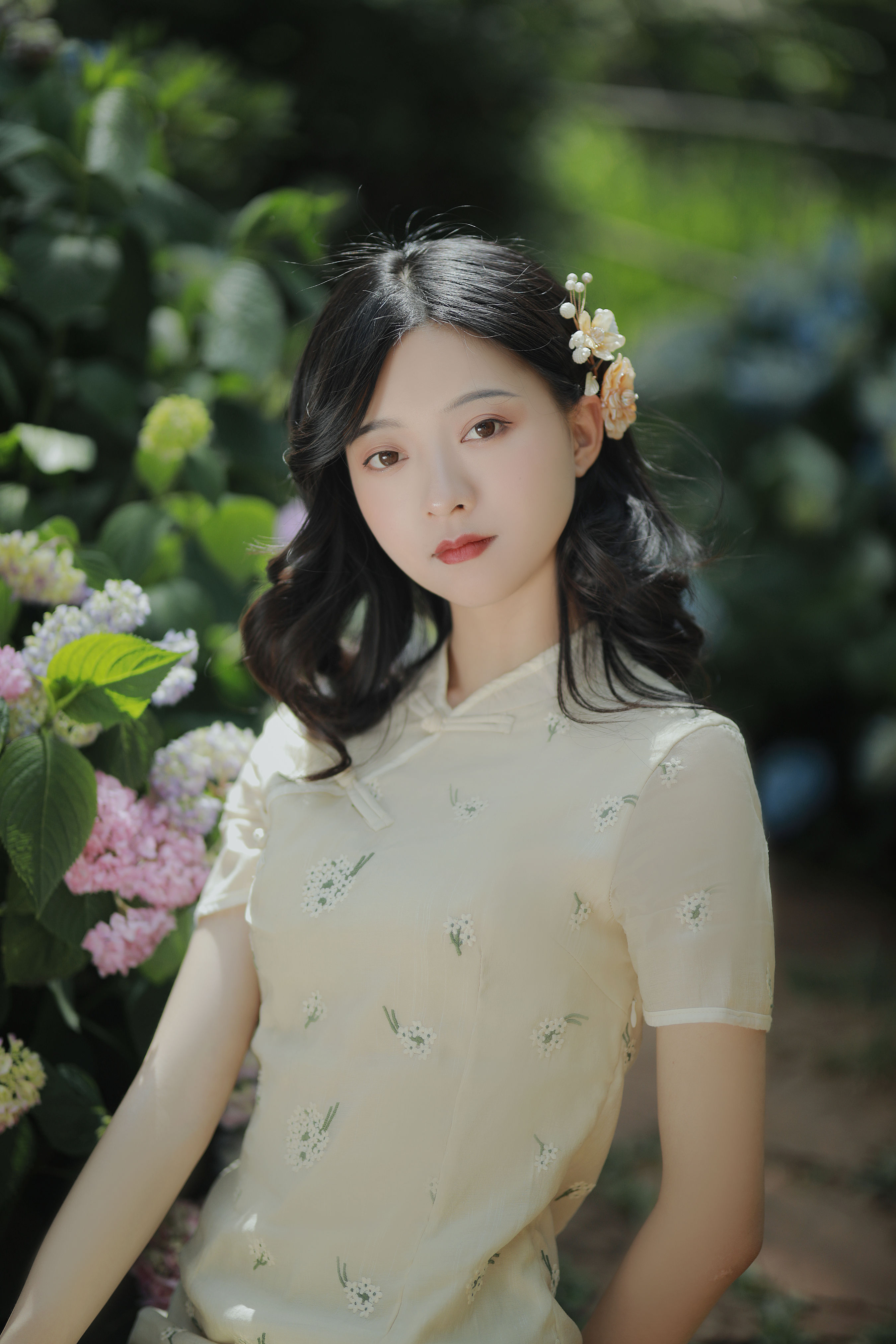 [YiTuYu艺图语] YunFleur 《一梦芳华》 好看的4K高清无水印纯欲妹子意境唯美写真完整版图集