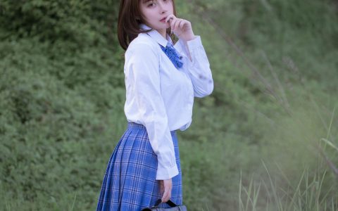 青山情山《JK写真集》 – YiTuYu艺图语