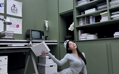 namprikk视频发布平台，如何找到她最新的创作内容，并参与评论互动？