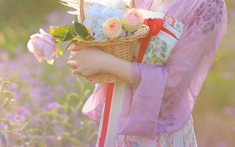 薰衣草少女 – YiTuYu艺图语