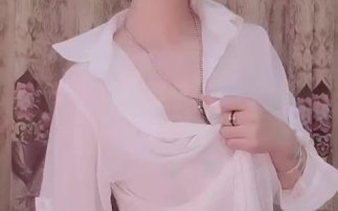 快手一个小球球的早期舞蹈视频,从早期到现在的成长历程