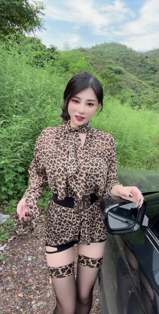 快手小奶球的舞蹈风格分析，舞蹈独特性解读